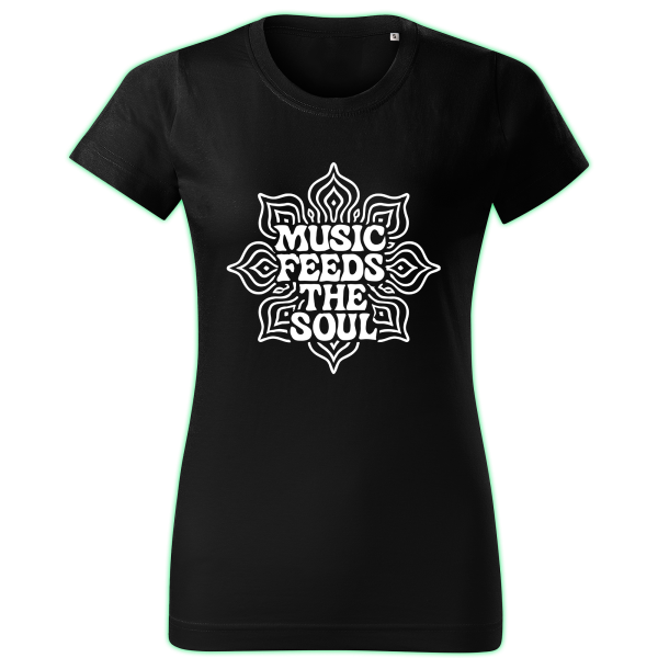 MUSIC FEEDS THE SOUL women