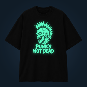 PUNK’S NOT DEAD oversized t-shirt