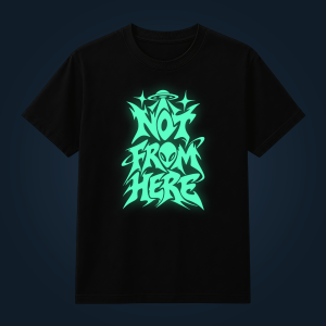 NOT FROM HERE T-shirt with front print illuminated with green glow